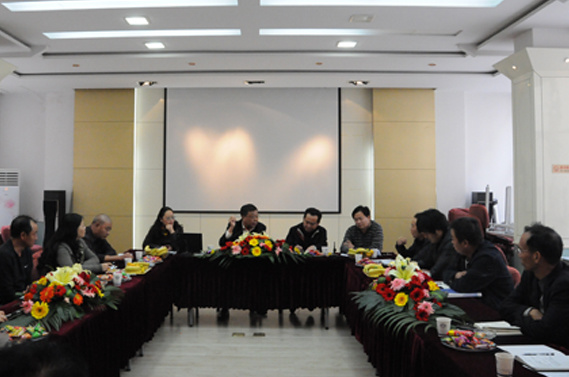 北(běi)京建工(gōng)集團工(gōng)會(huì)主席劉麗(lì)臣到(dào)雲南(nán)四建座談