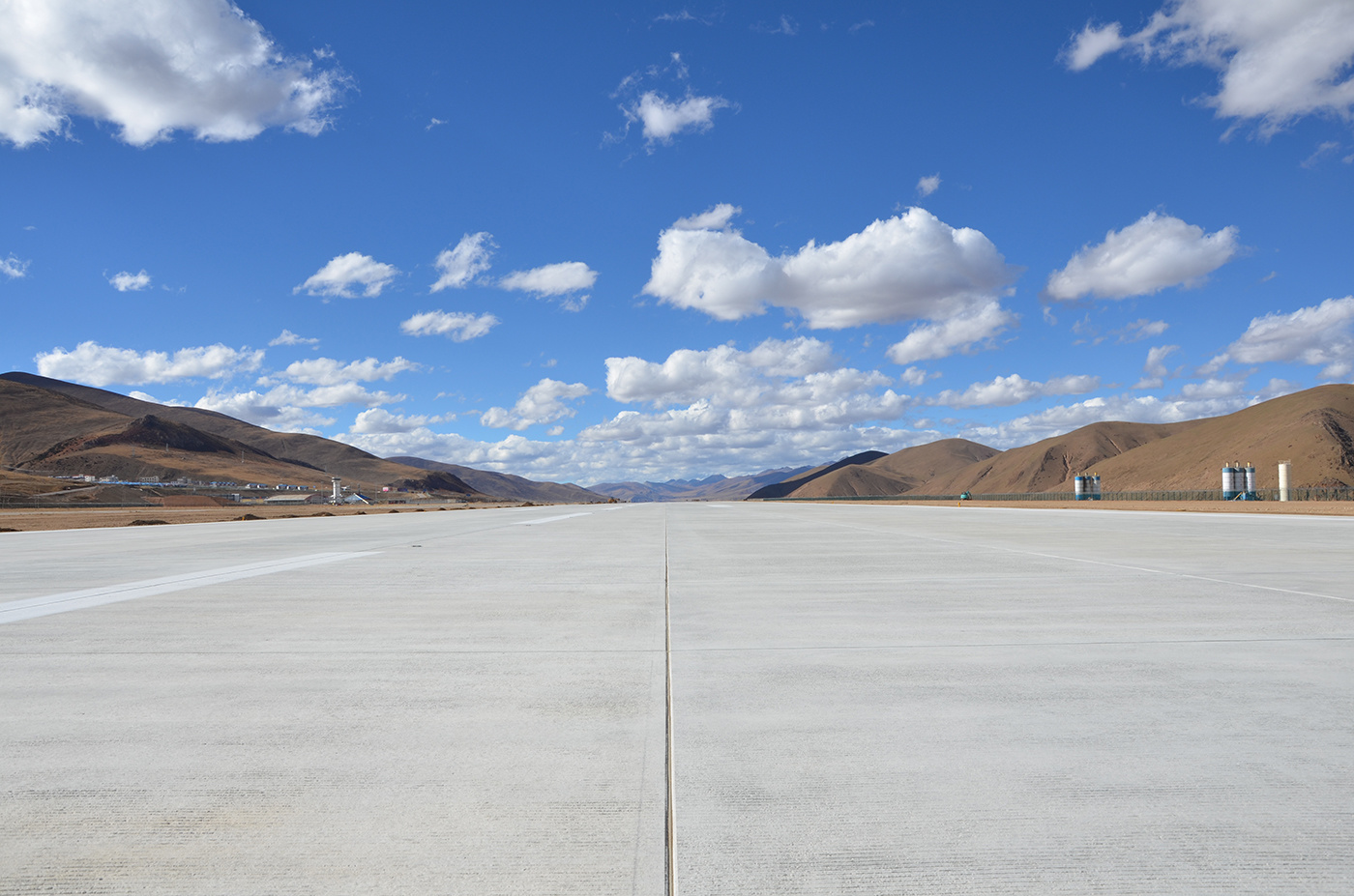 西(xī)藏邦達機(jī)場(chǎng)