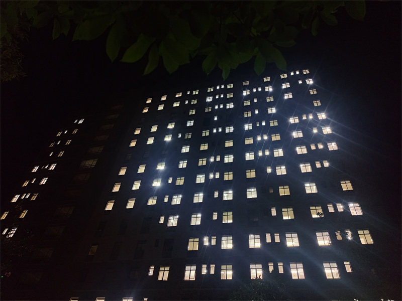 雲南(nán)中醫(yī)藥大(dà)學學生(shēng)公寓B棟建設項目成功通(tōng)電(diàn)試運行(xíng)